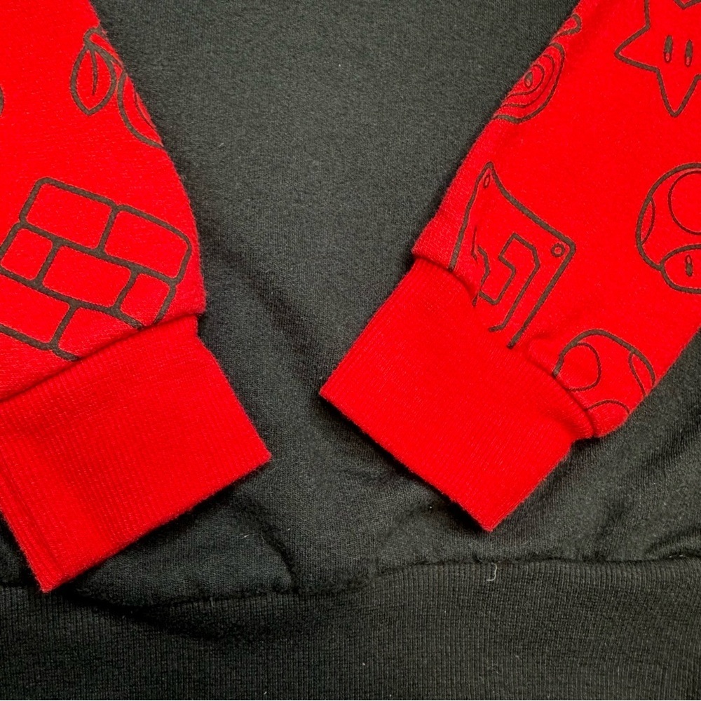 Nintendo Super Mario Sweatshirt Black & Red Size 5 - Picture 2 of 16